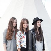 The-Staves-the-staves-34253909-800-1200.jpg