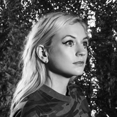 B&W