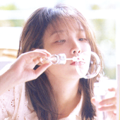 IU 2025 SEASON'S GREETINGS