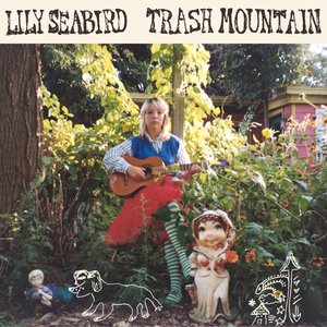 “Trash Mountain”的封面