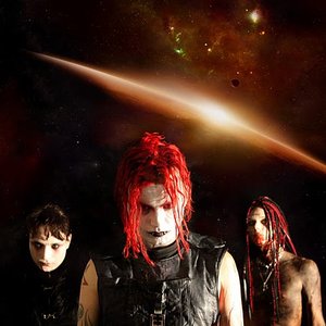 “Alien Vampires”的封面