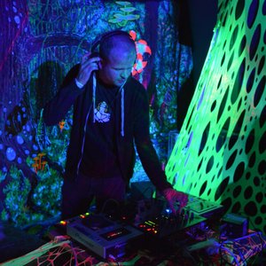 Immagine per 'stereOMantra'