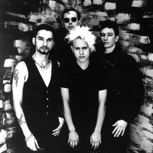 “Depeche Mode”的封面