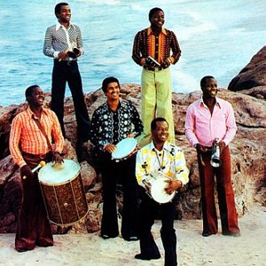 “Os Originais Do Samba”的封面