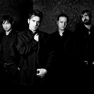 Imagem de 'Spiritual Front'
