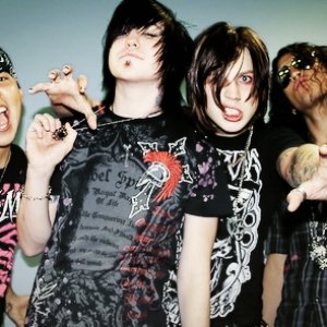 “Escape The Fate”的封面