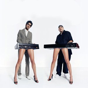 Imagem de 'Chromeo'