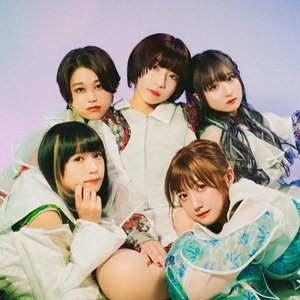 “雨模様のソラリス”的封面