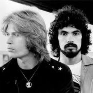 “Daryl Hall  John Oates”的封面