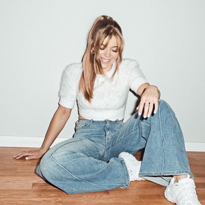 Изображение для 'Becky Hill'