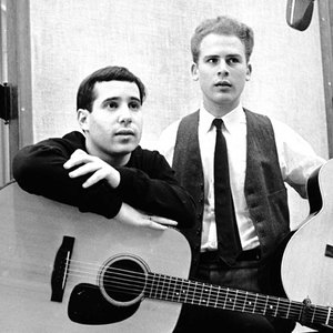 “Simon & Garfunkel”的封面