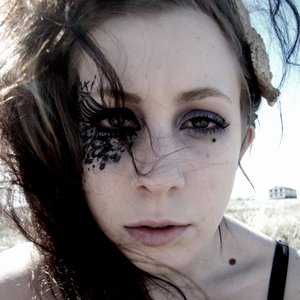 Изображение для 'abeille hellion'