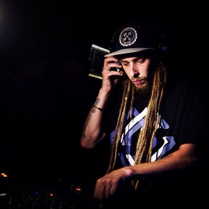 Изображение для 'Smoky D'