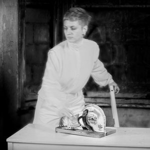 'This House is a Body' için resim