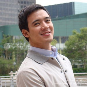 “Erik Santos”的封面