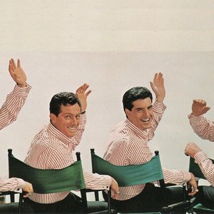 “The Four Seasons”的封面