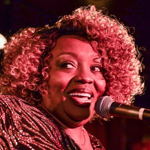 Bild für 'Sharrie Williams'