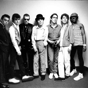 Image for 'Ian Dury & The Blockheads'