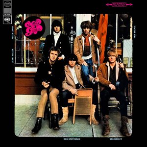 “Moby Grape (with Bonus Tracks)”的封面