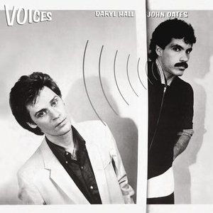 “Voices”的封面