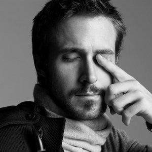 “Ryan Gosling”的封面