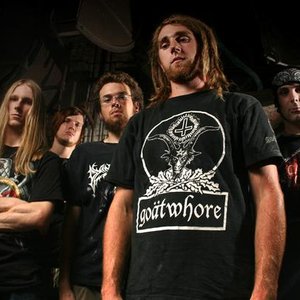 Image pour 'From Graves of Valor'