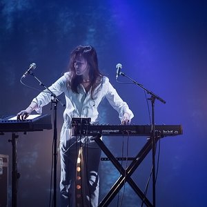 “DeLaurentis”的封面