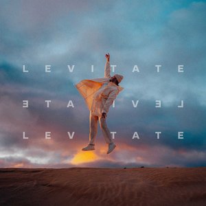 “Levitate”的封面