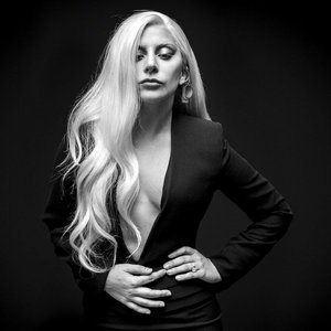 'Lady Gaga'の画像