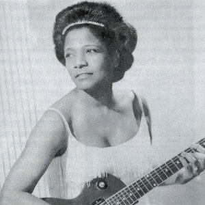 “Nora Lee King”的封面