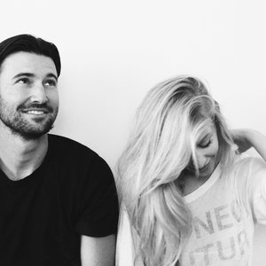 'Brandon & Leah'の画像