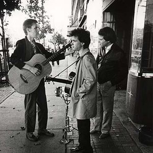 “Violent Femmes”的封面