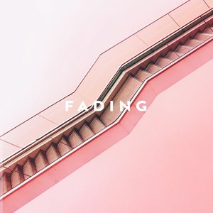 “Fading”的封面