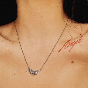 “Angel”的封面