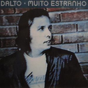 Image for 'Muito Estranho'