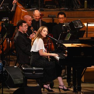 Image for 'Laufey & Philharmonia Orchestra'