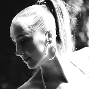 “Alice Deejay”的封面