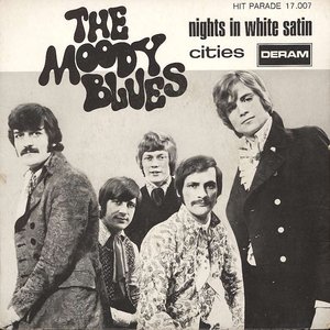 “Nights in White Satin”的封面