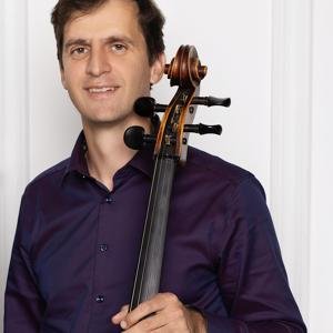 “Feliks Volozhanin”的封面