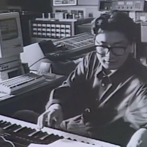 “Motohiko Hamase”的封面