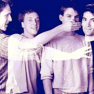 Imagen de 'Love Tractor'