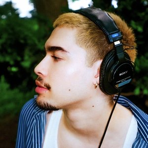 “Kenji”的封面