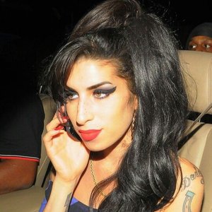 Image for 'Amy Winehouse'