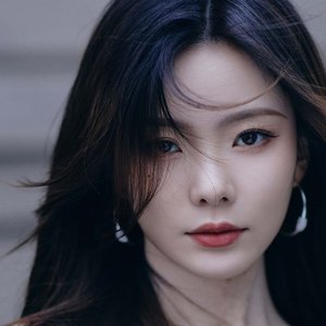 “Krystal Chan”的封面