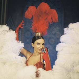 “Elettra Lamborghini”的封面
