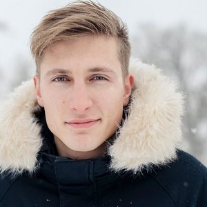 “Karl-Erik Taukar”的封面