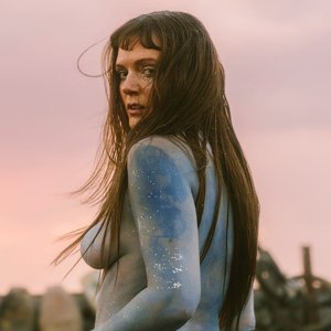 “Tove Lo”的封面