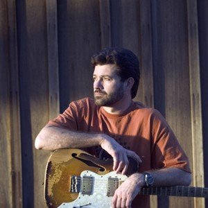 “Tab Benoit”的封面