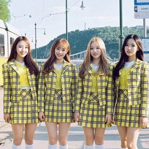 Image for 'LOOΠΔ / yyxy'