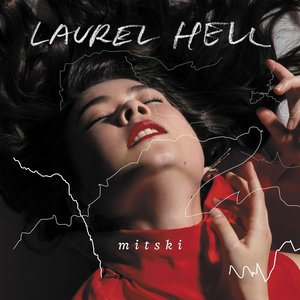 “Laurel Hell”的封面